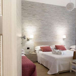 Camera con letto king size